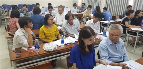 Thcs: hội nghị góp ý kế hoạch giáo dục tháng 10 năm 2019.